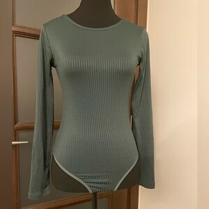 Simons Long Sleeve Ribbed Bodysuit - Forest Green ptp 16”-17”